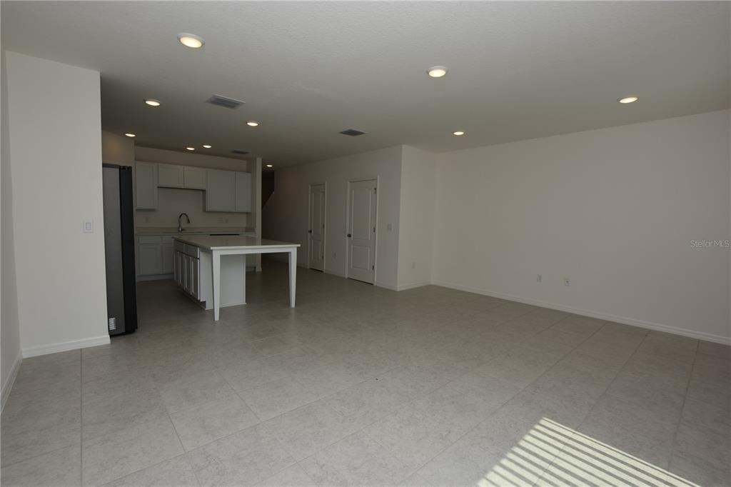 3905 Academia Avenue - Photo 11