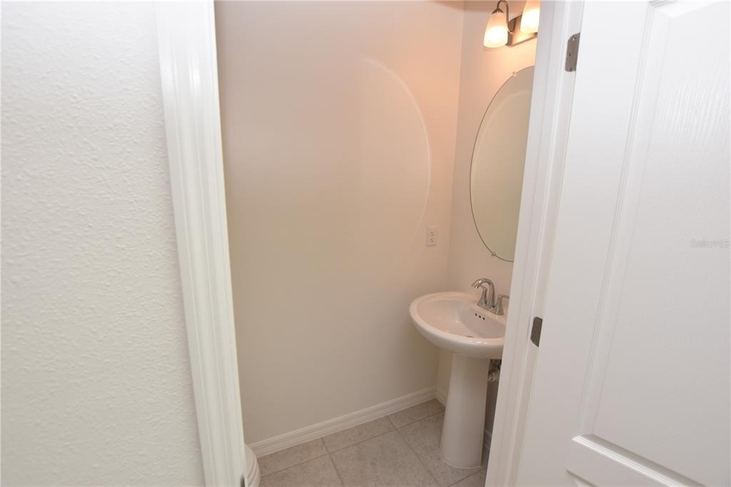 3905 Academia Avenue - Photo 15