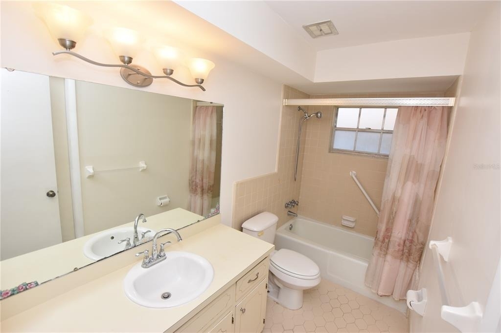 204 Chaucer Lane - Photo 12