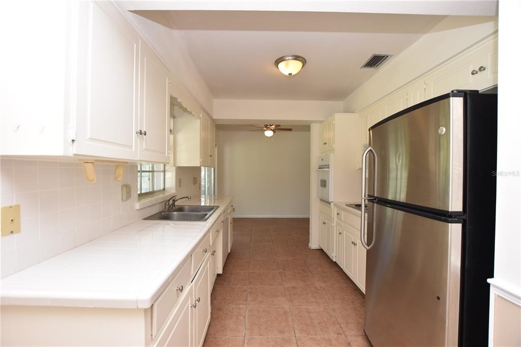 204 Chaucer Lane - Photo 1
