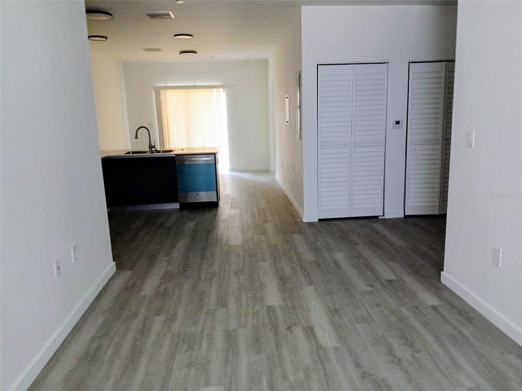 1583 Nw 29th Road - Photo 2