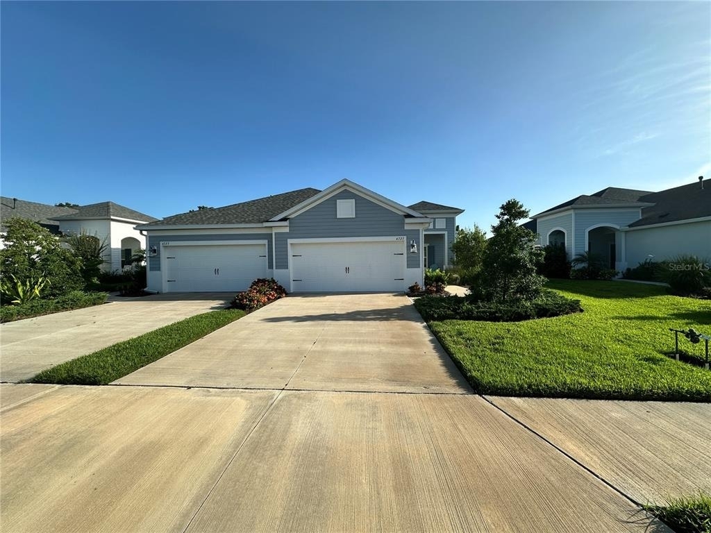 4727 Willow Bend Avenue - Photo 0