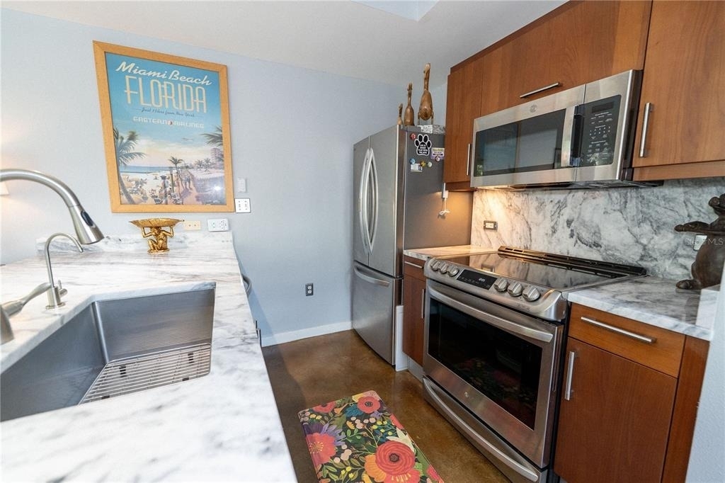 1350 Main Street - Photo 12