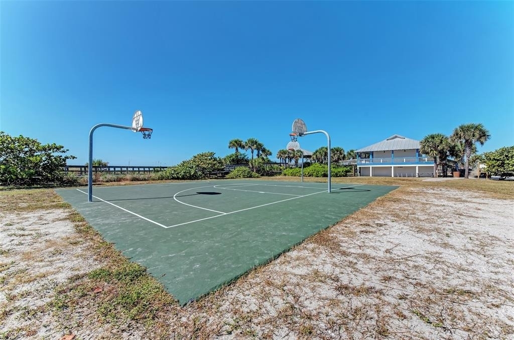 12165 Gulfstream Boulevard - Photo 29