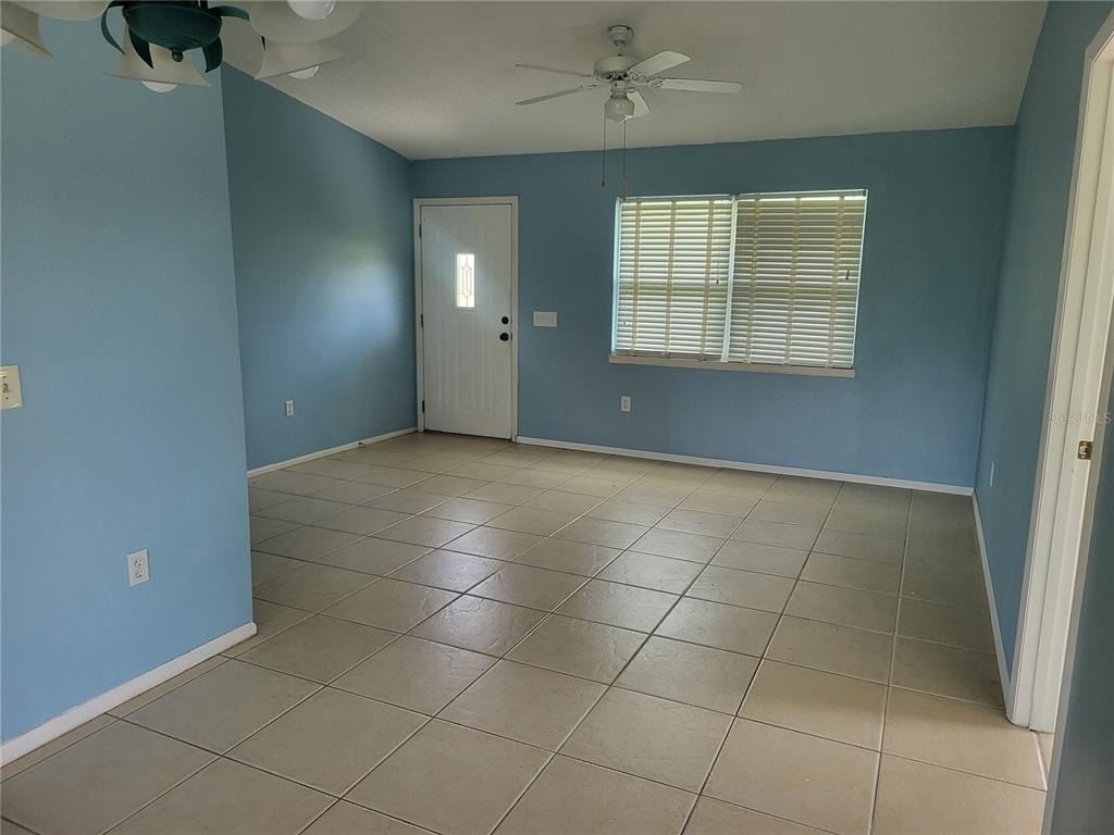 12165 Gulfstream Boulevard - Photo 6