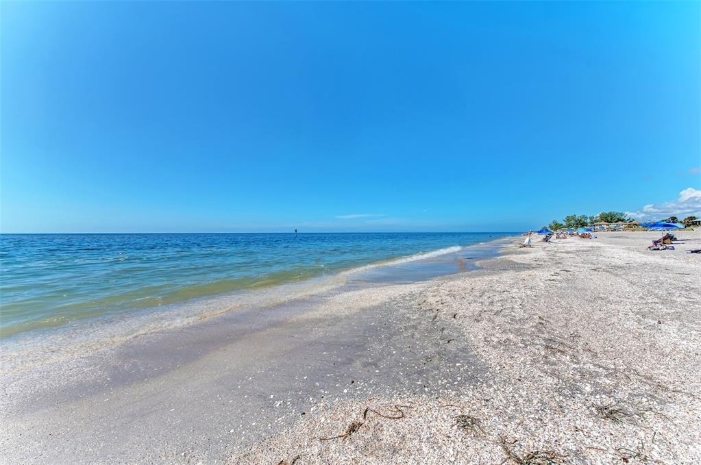 12165 Gulfstream Boulevard - Photo 41