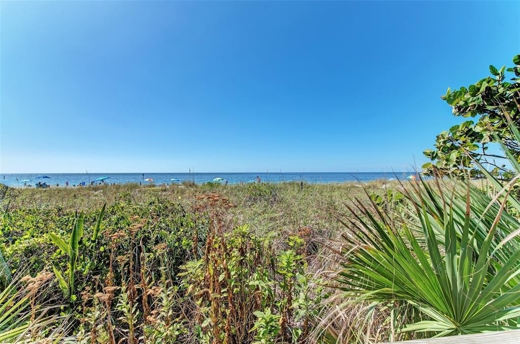12165 Gulfstream Boulevard - Photo 34