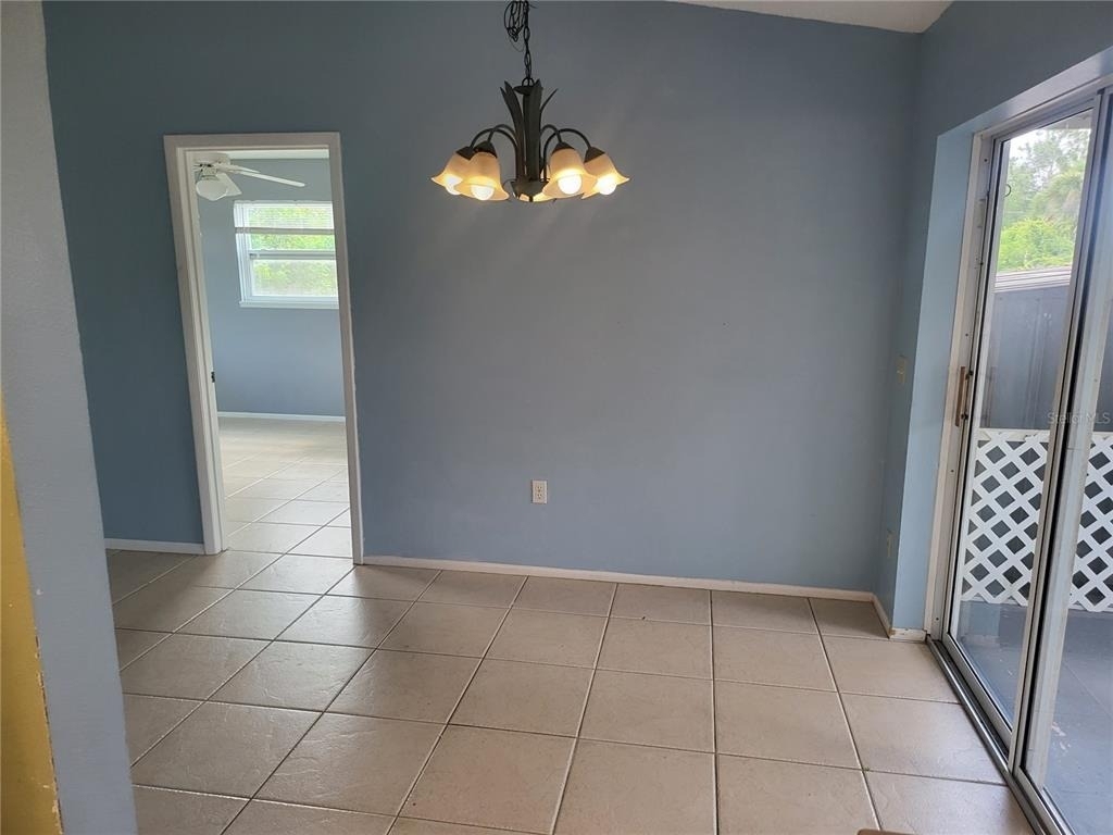 12165 Gulfstream Boulevard - Photo 7