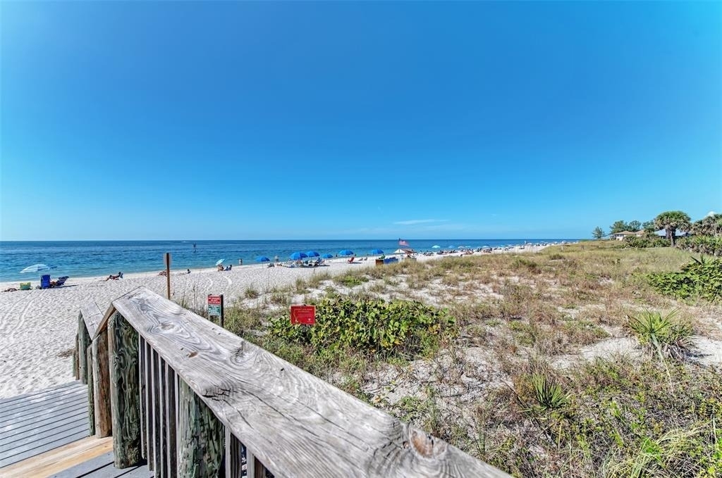 12165 Gulfstream Boulevard - Photo 38