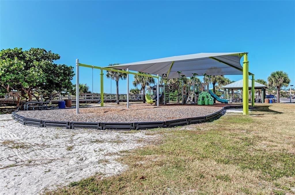 12165 Gulfstream Boulevard - Photo 26