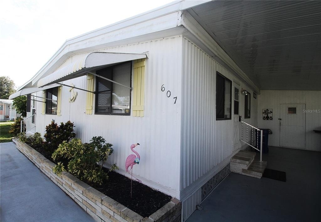 607 Cervina Drive - Photo 0