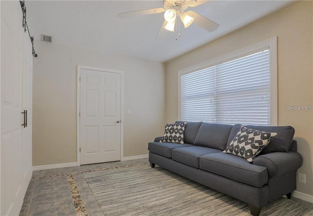 2907 Hyde Park Street - Photo 18