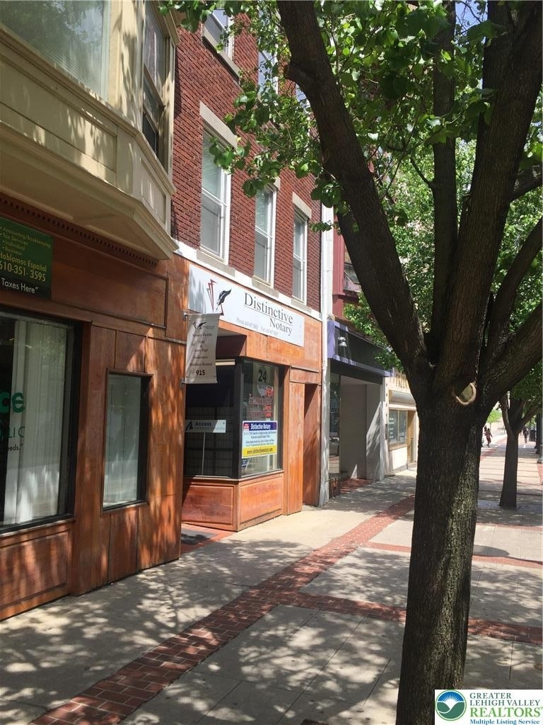 917 W Hamilton Street - Photo 0