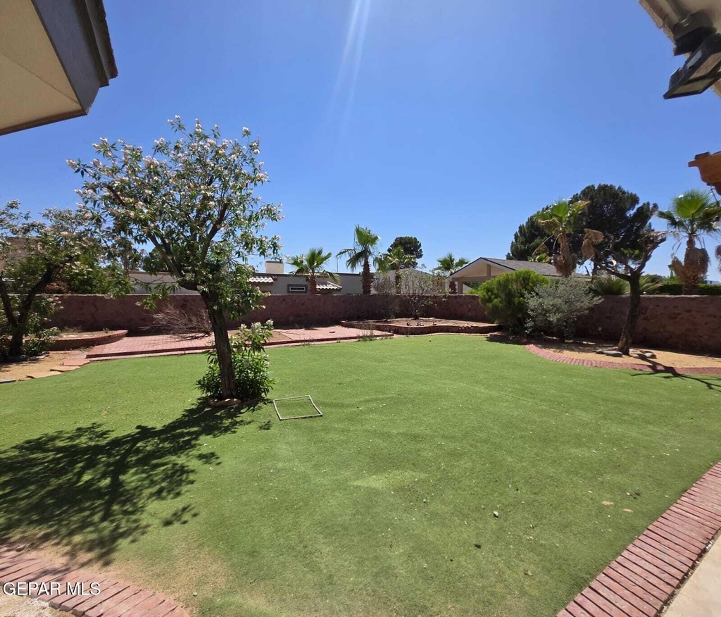 11920 Pueblo Del Rio Way - Photo 6