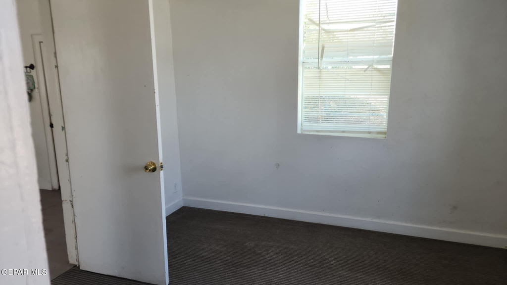 151 N Pendell Road - Photo 3