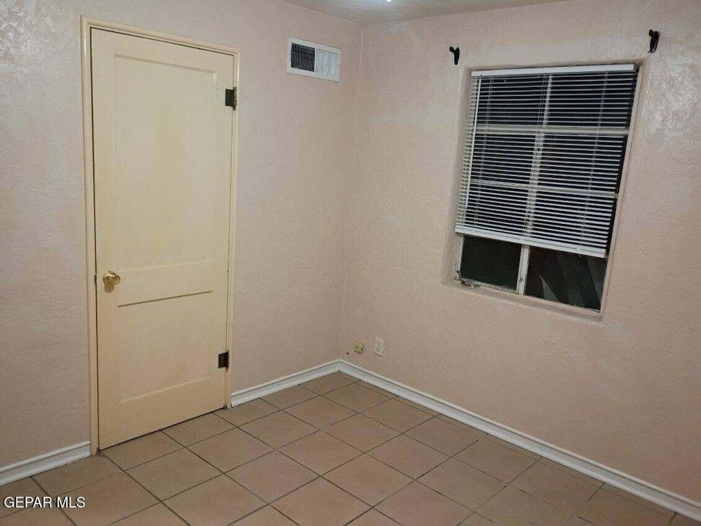 3208 Morehead Avenue - Photo 20