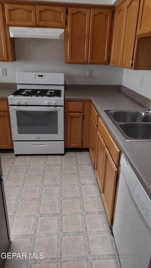 12641 Tierra Tigre Avenue - Photo 13