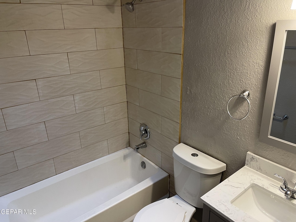 12144 Blue Quail Avenue - Photo 10