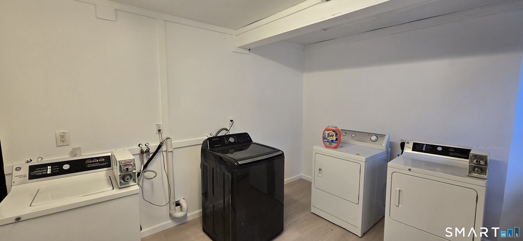 221 Broadway - Photo 10
