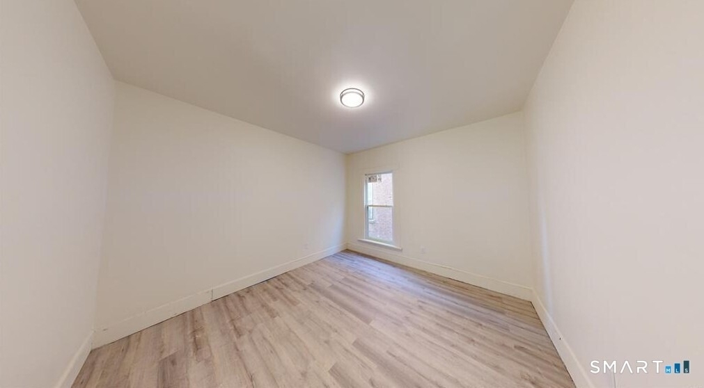 736 Main Street - Photo 8