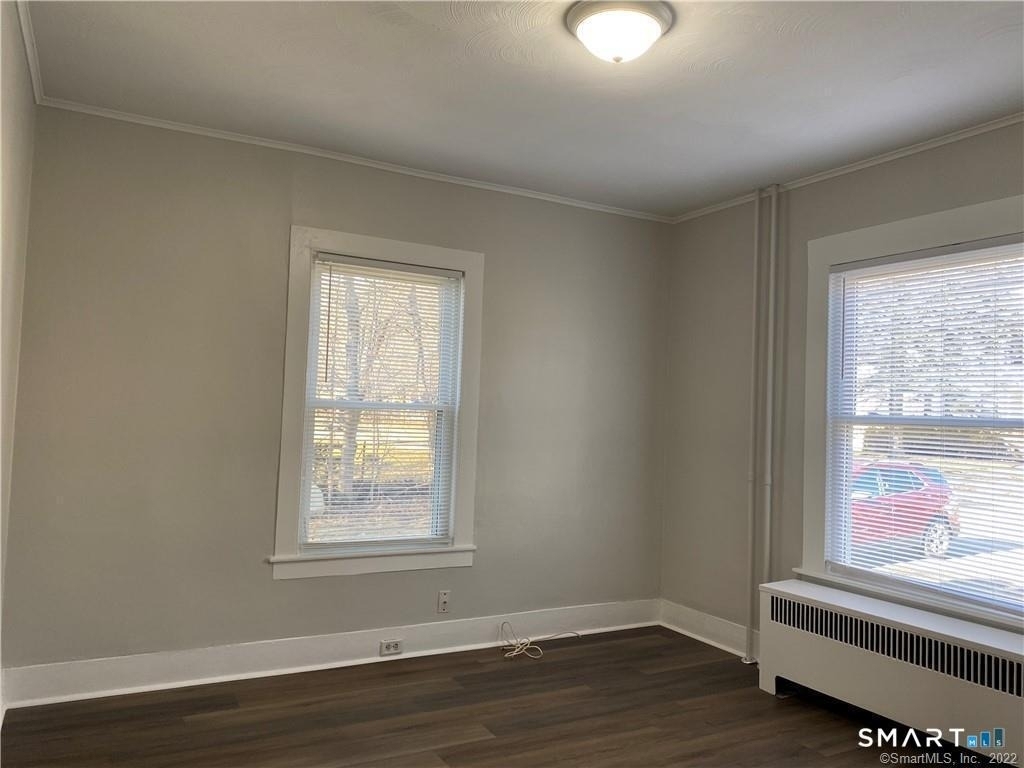 433 Migeon Avenue - Photo 8