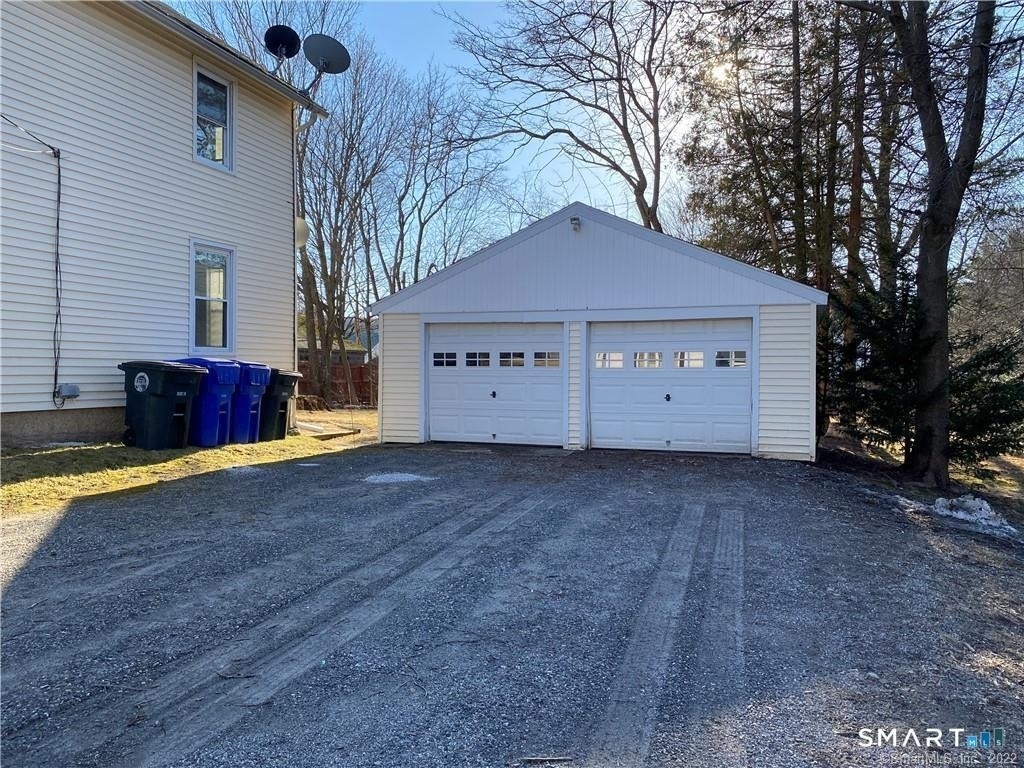 433 Migeon Avenue - Photo 15