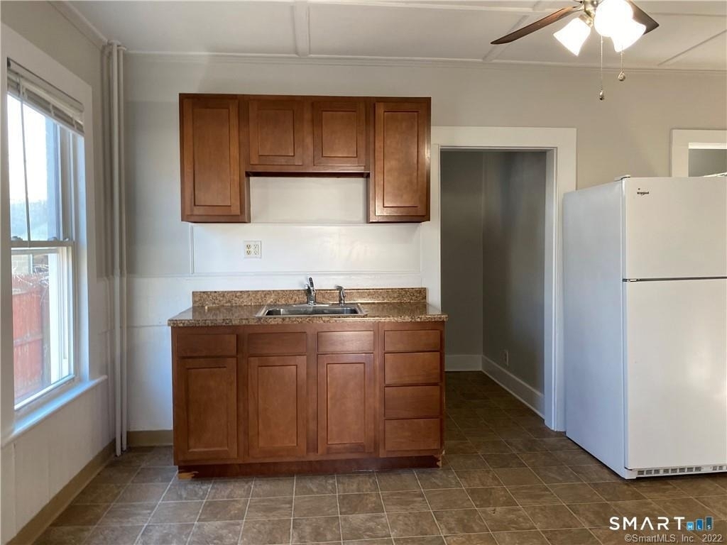 433 Migeon Avenue - Photo 3
