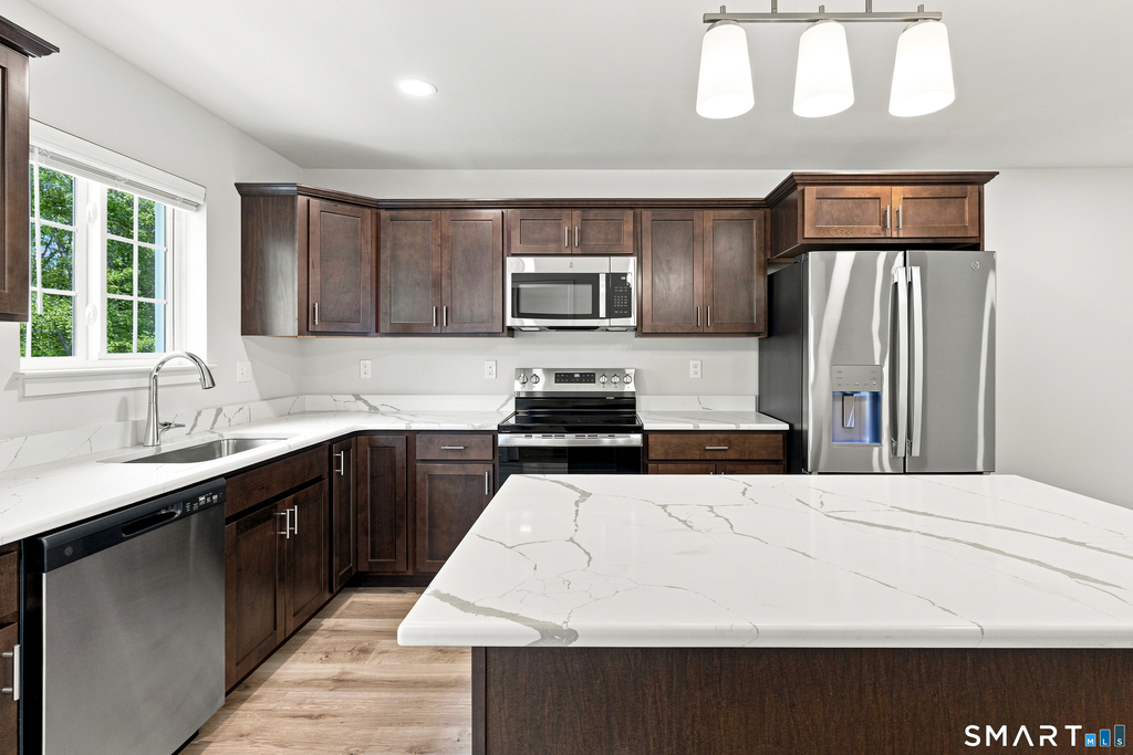 203 Amston Road - Photo 6