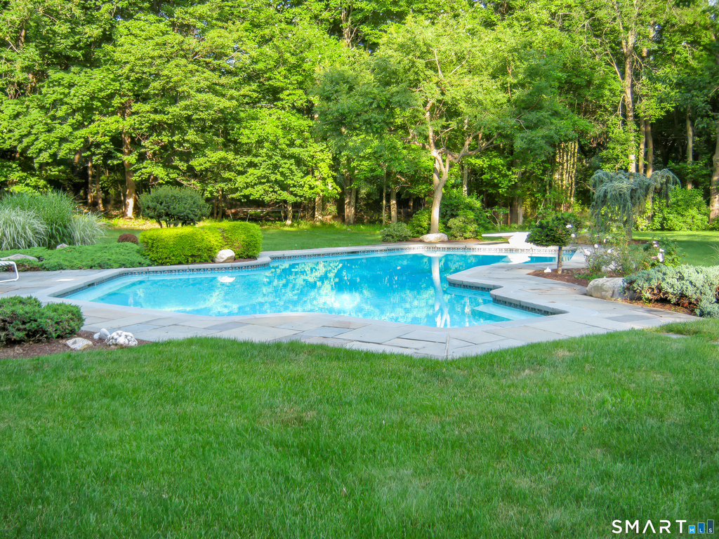 1 Brightfield Lane - Photo 2