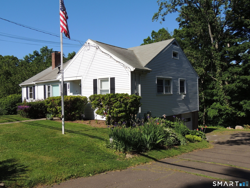 87 Hotchkiss Grove Road - Photo 0