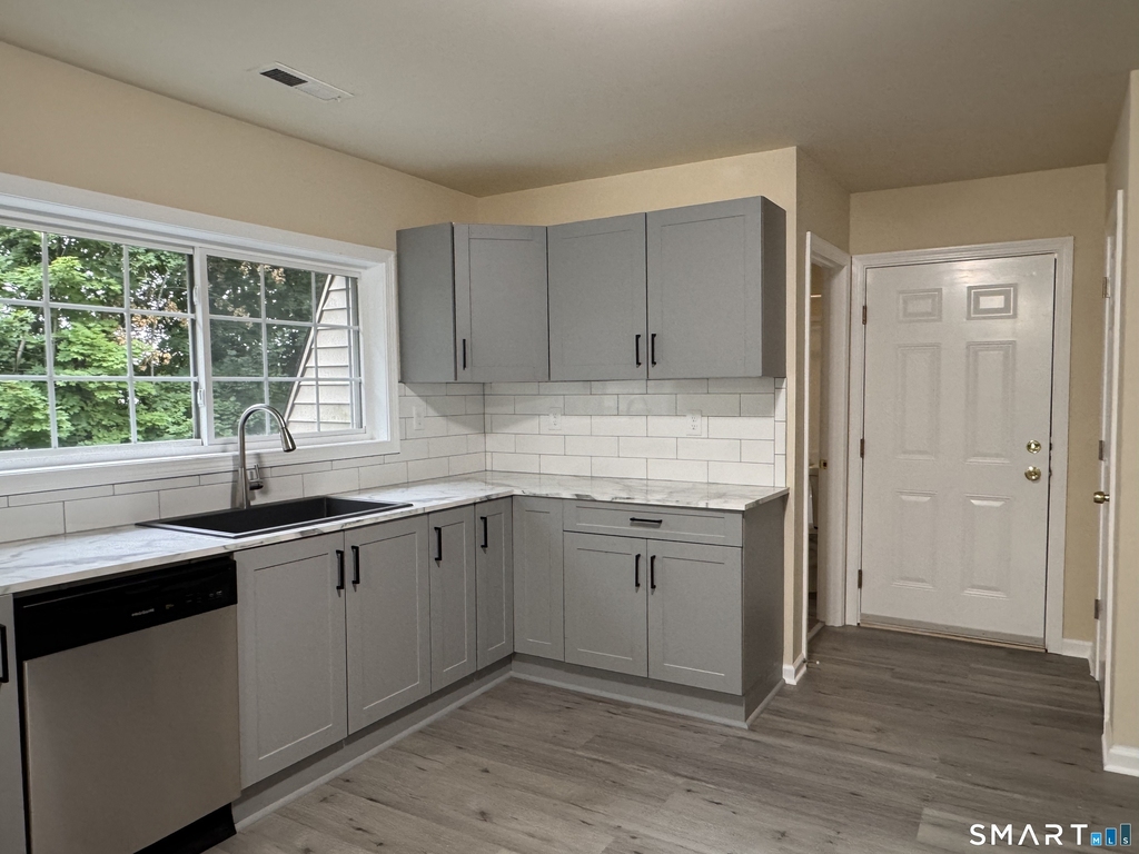 5 Meadow Street - Photo 0