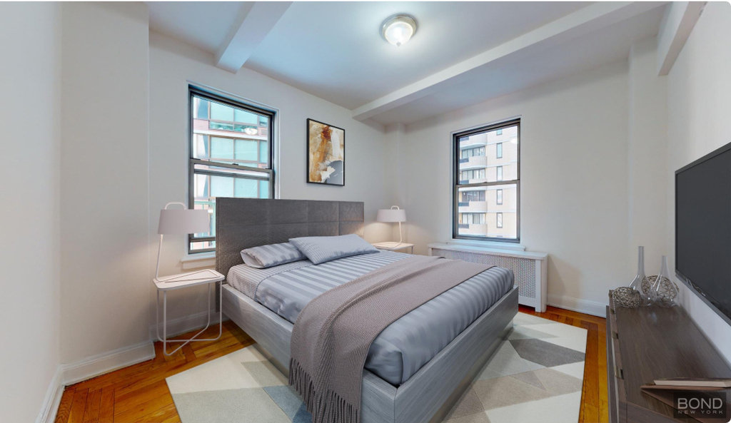 East 38th Street - Photo 0