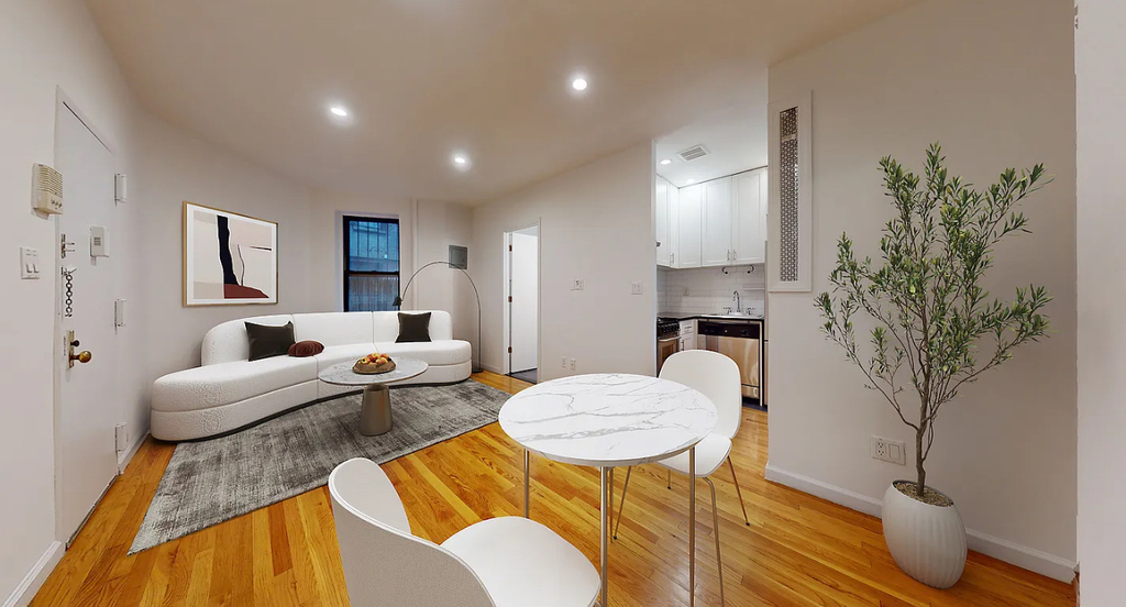 East 65th  Street - Photo 8