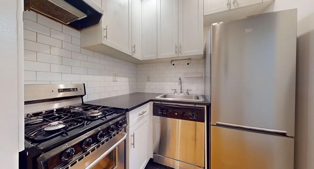 East 65th  Street - Photo 0