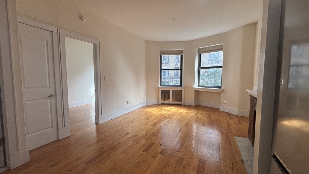 West 76th Street - Photo 3