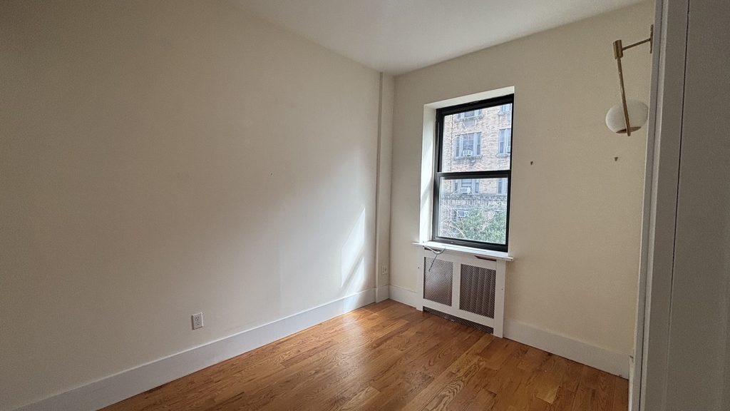 West 76th Street - Photo 6