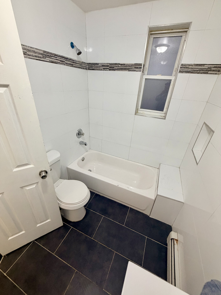 1381 Clay Avenue - Photo 10