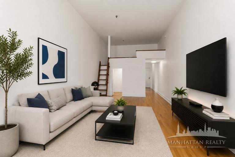 Astor Pl - Photo 1