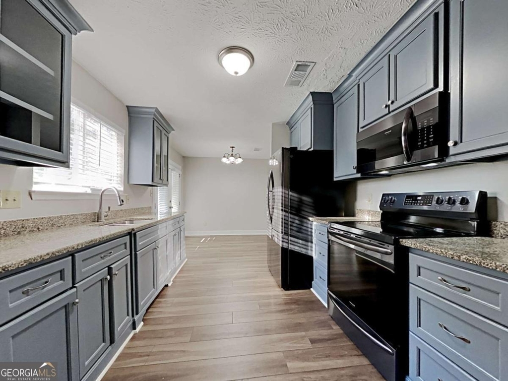 968 Country Oaks Court - Photo 1