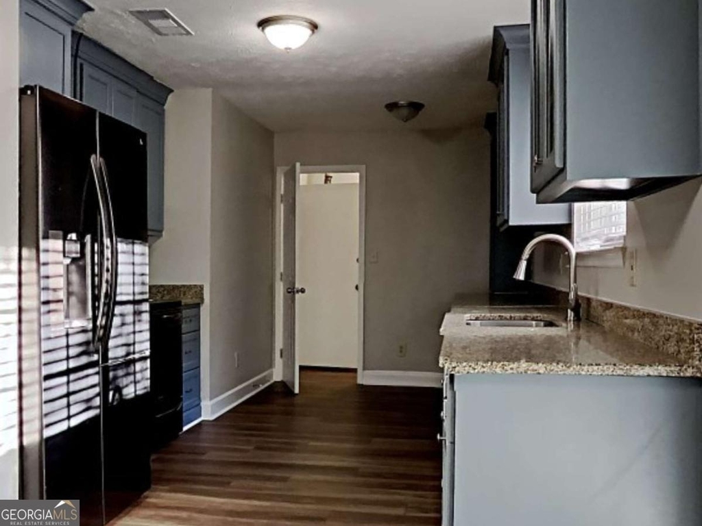 968 Country Oaks Court - Photo 2