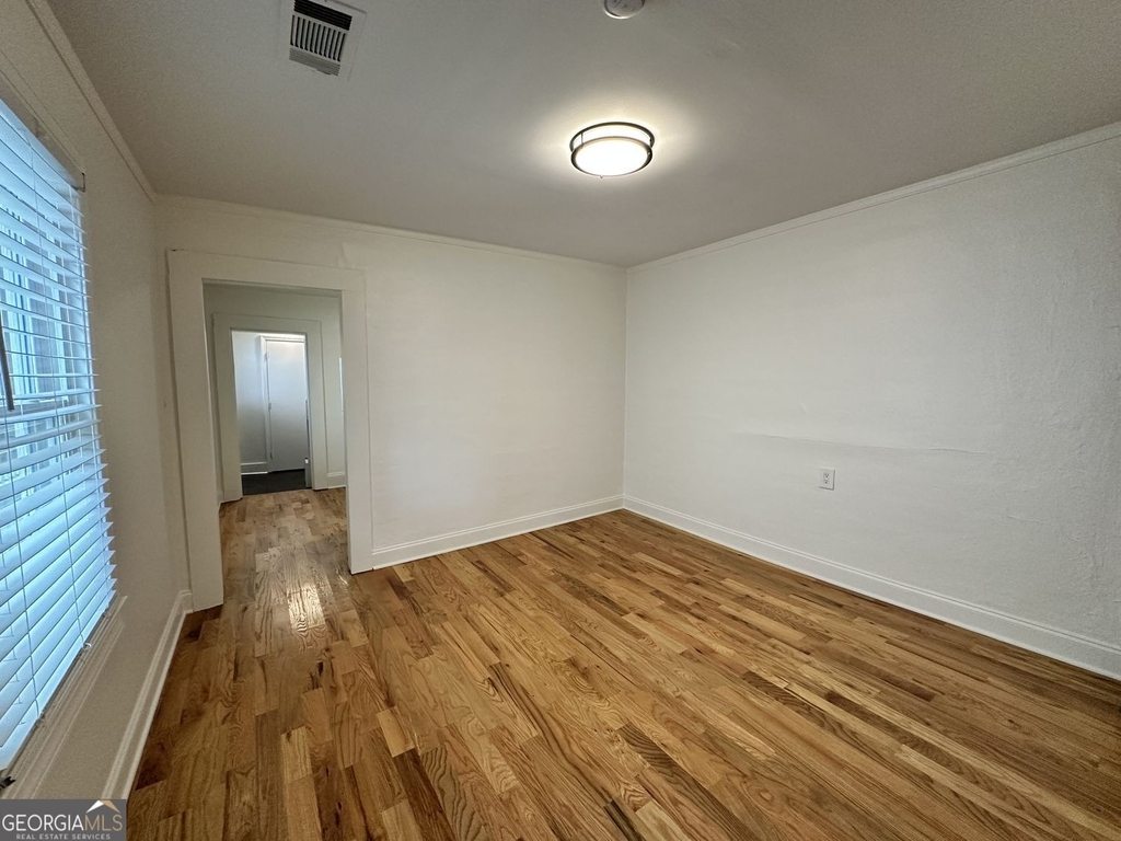 62 Chester Avenue Se - Photo 15