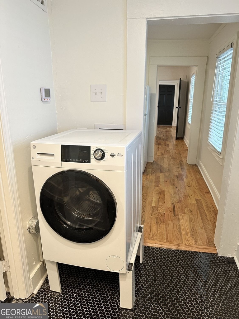 62 Chester Avenue Se - Photo 17