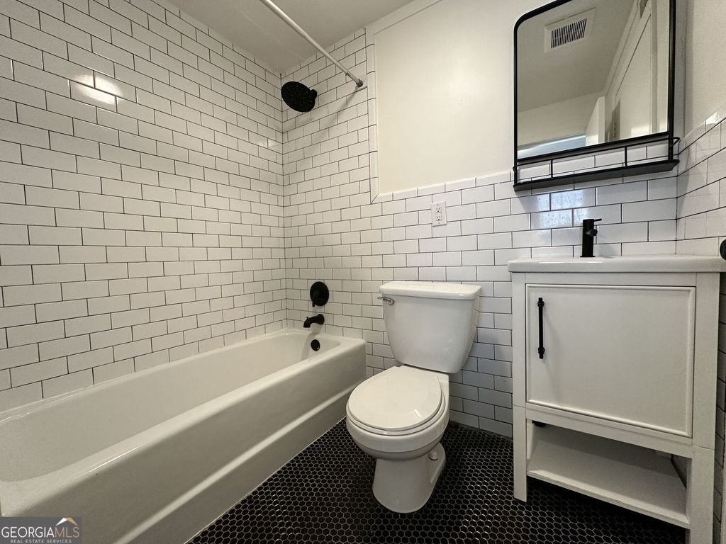62 Chester Avenue Se - Photo 13