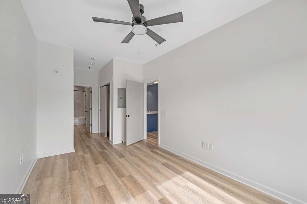 512 Flat Shoals Avenue Se - Photo 11