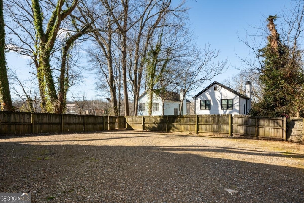 404 Paines Avenue Nw - Photo 10