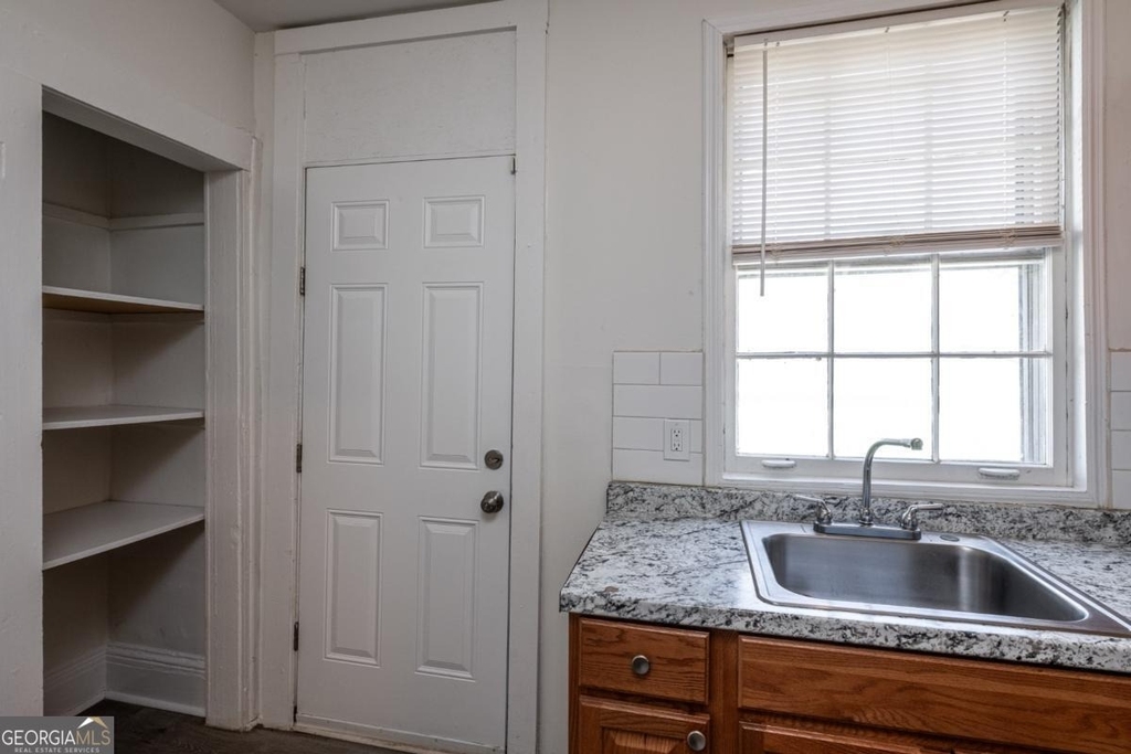 406 Paines Avenue Nw - Photo 2