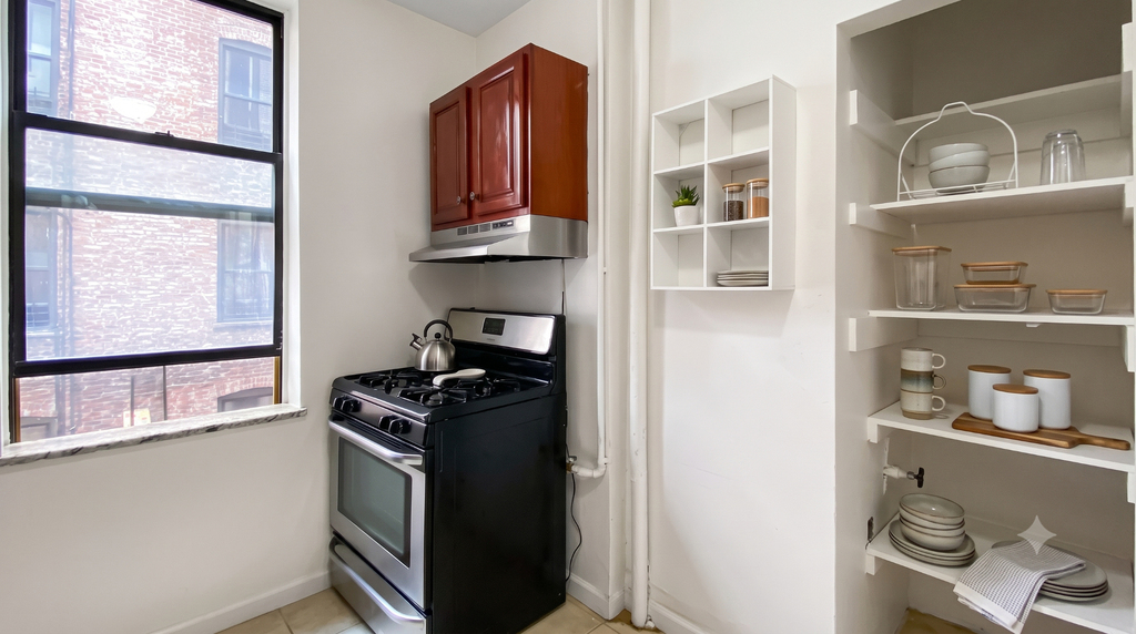 3620 Broadway - Photo 12