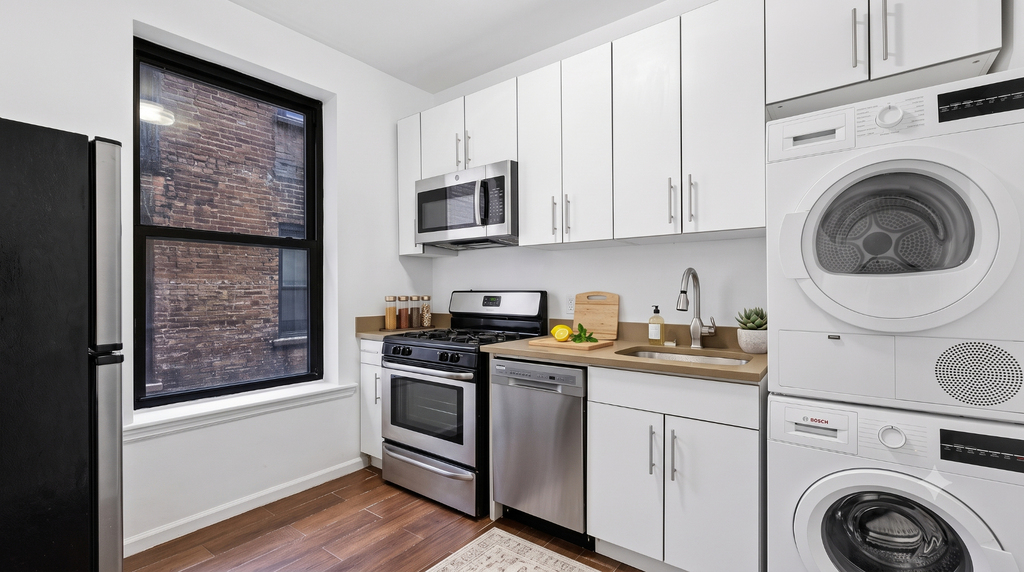 188 Claremont Avenue - Photo 7