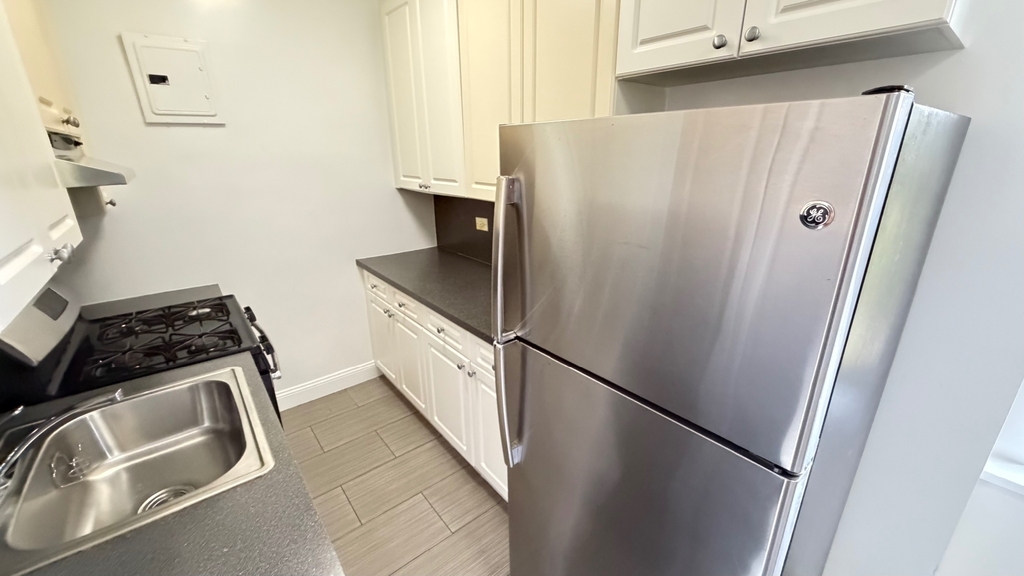 172-90 Highland Avenue - Photo 4