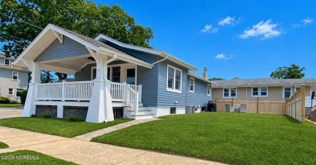 512 5th Avenue - Photo 2